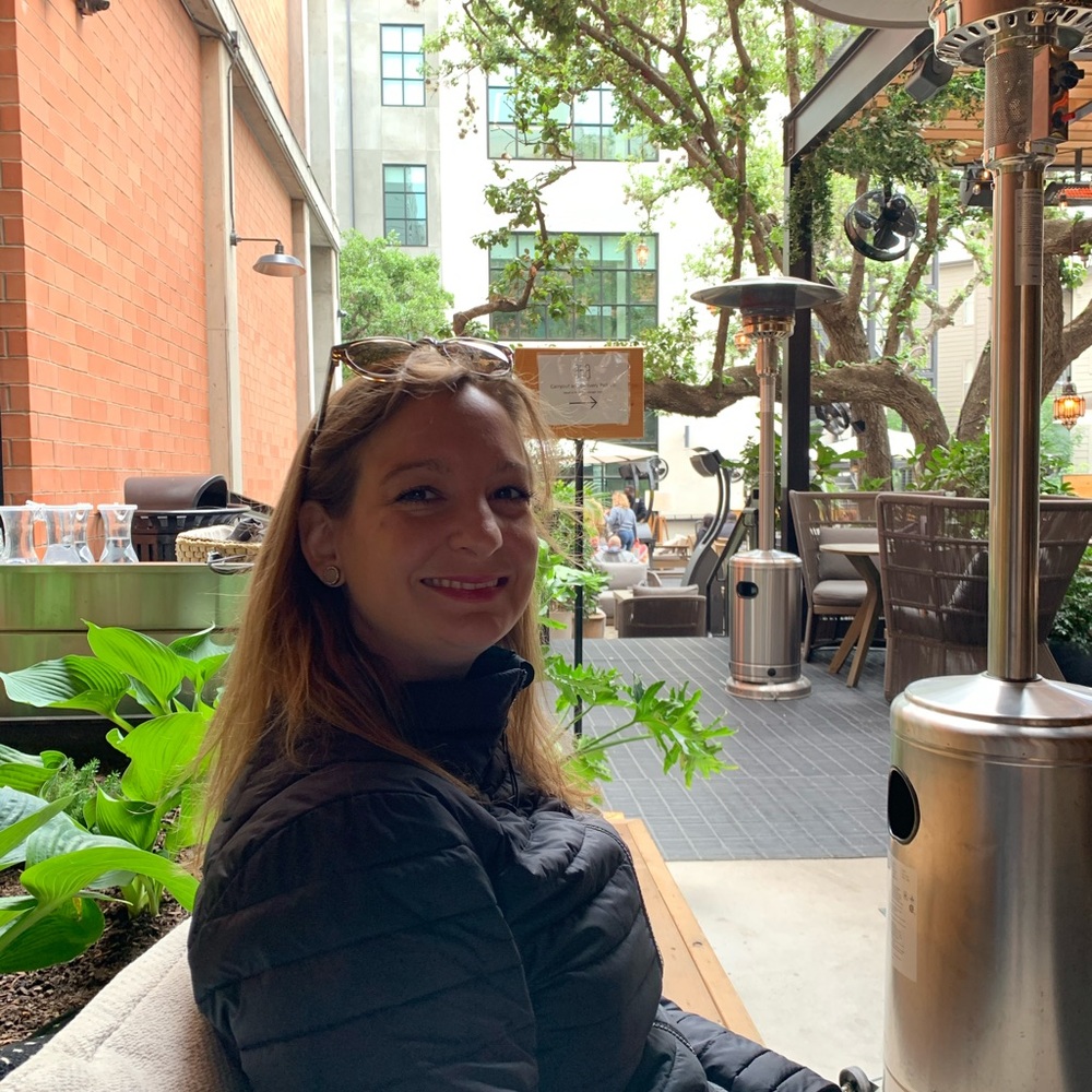 Meet your Posher, Hannah